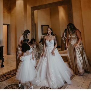 Martina Liana 1413 wedding gown. Size 4